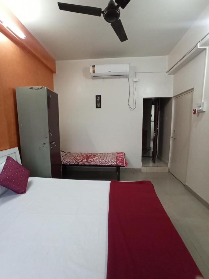 Malwade Motels Pune Eksteriør bilde
